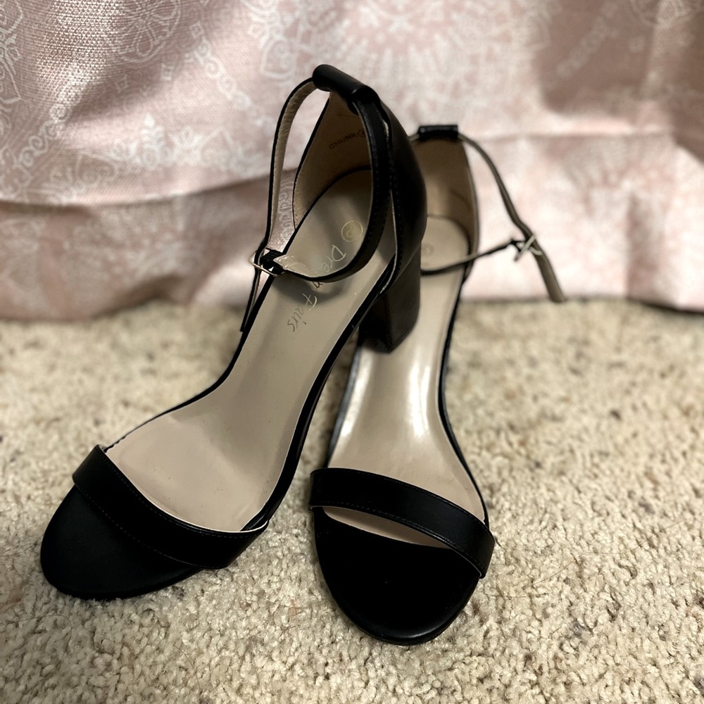 Dream Pairs Heel